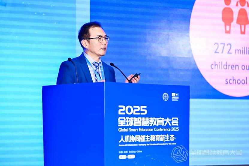 联合国教科文组织政策与终身学习系统司教育政策处处长张光哲（Gwang Chol Chang）