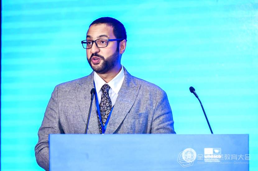 沙特阿拉伯王子费萨尔·贾洛维·阿勒沙特（H.H.Prince：Fahad Faisal T.Jalowi AL Saud）