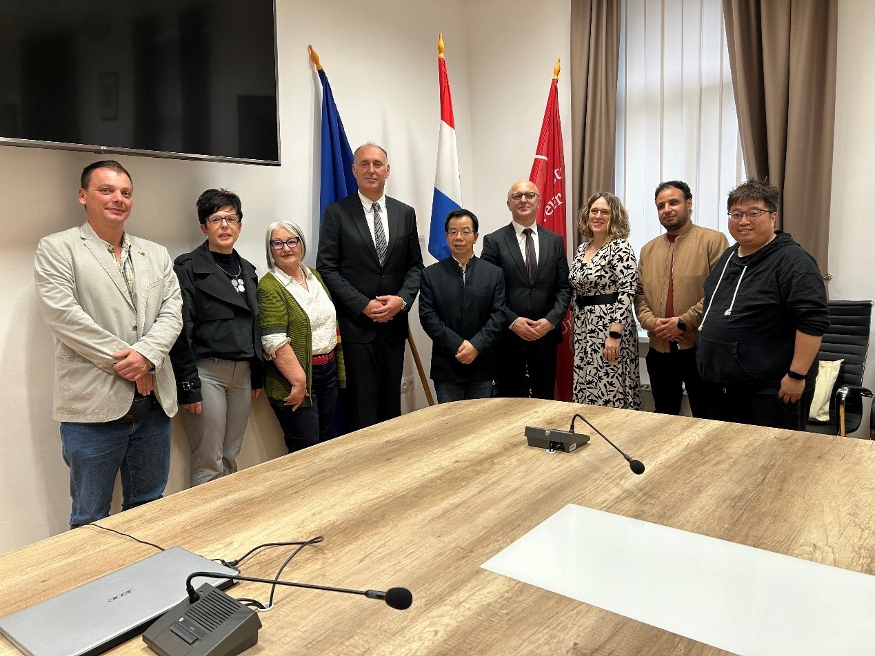 Professor Ronghuai Huang Leads Delegation to Visit Three Higher Education Institutions in Croatia